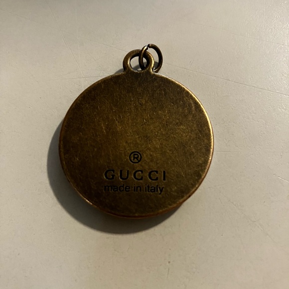 Gucci stamped Bee Pendant/ charm/ zipper pull - Picture 3 of 5
